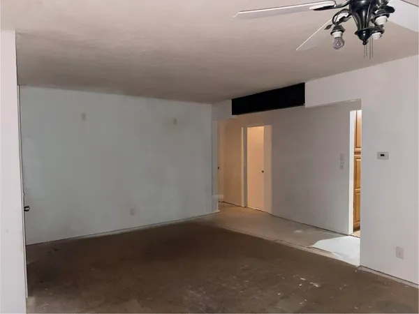 $174,999 | 310 North John Street, Decatur, MI 49045