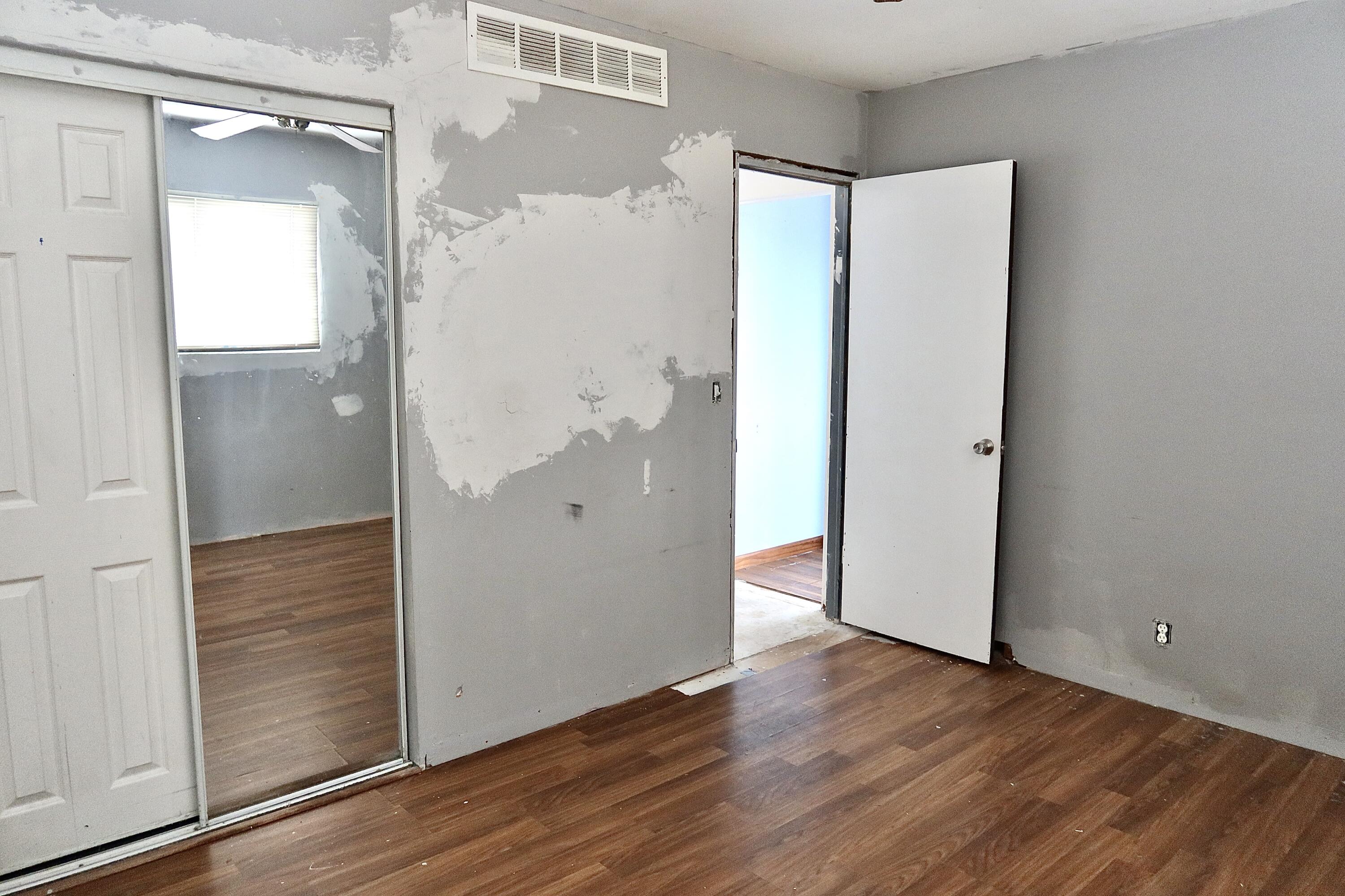 310 North John Street Decatur, MI 49045 - Photo 9 of 11 IMG_0790