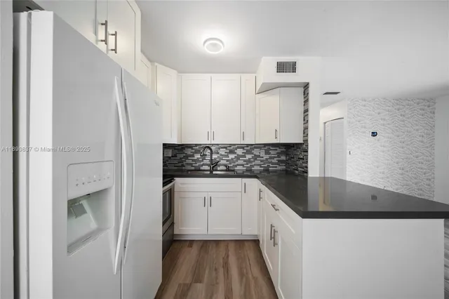 $2,300 | 485 Northwest 210th Street, Unit 206, Miami Gardens, FL 33169