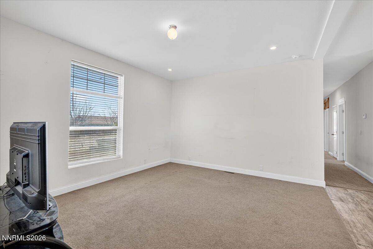 5953 Martin Lane Fallon, NV 89406 - Photo 8 of 33 08-DSC_8646