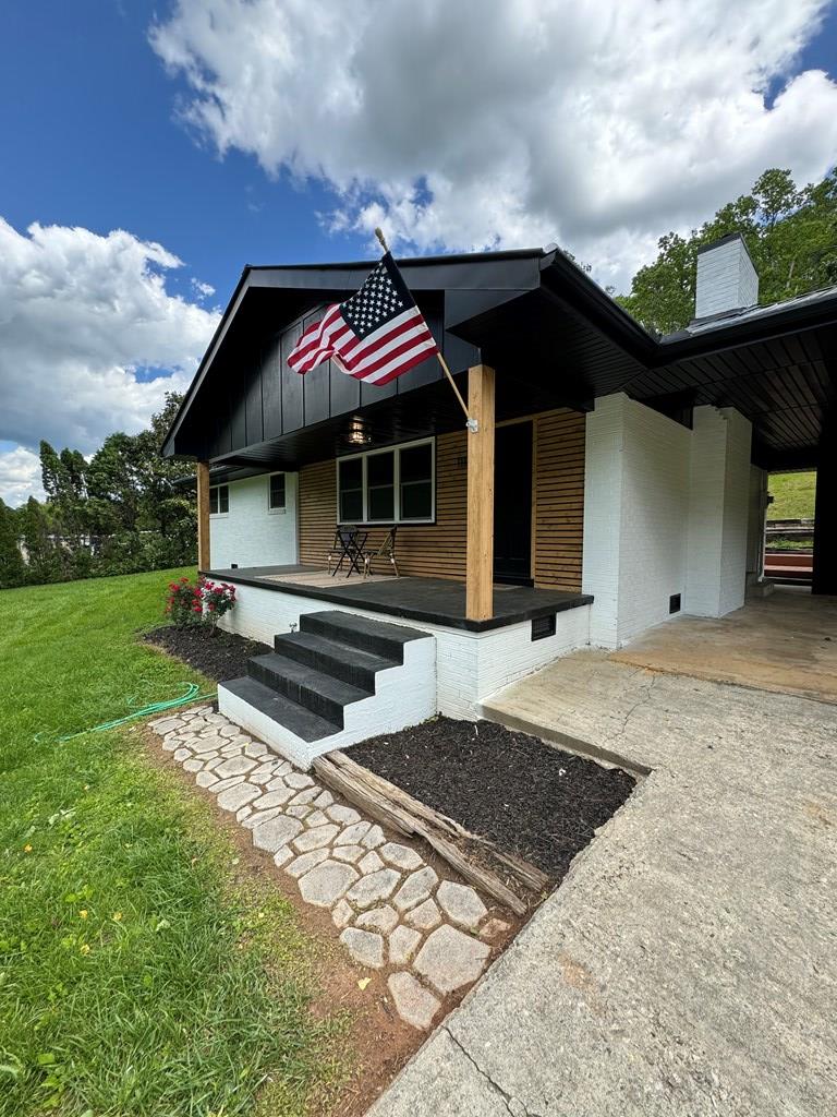 1112 Pleasant Valley Road Murphy, NC 28906 - Photo 3 of 51