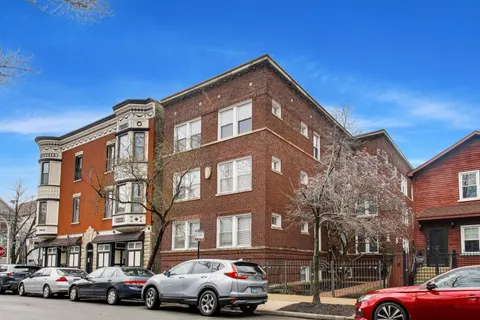 $399,000 | 3351 North Clifton Avenue, Unit 2E, Chicago, IL 60657