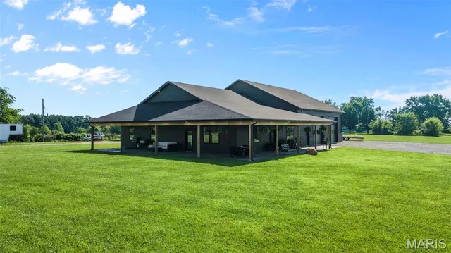 $3,400,000 | 18191 State Hwy M, Marble Hill, MO 63764