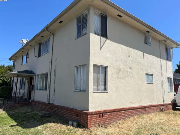$830,000 | 10926 Bancroft Avenue, Oakland, CA 94603