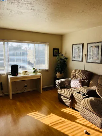 $830,000 | 10926 Bancroft Avenue, Oakland, CA 94603