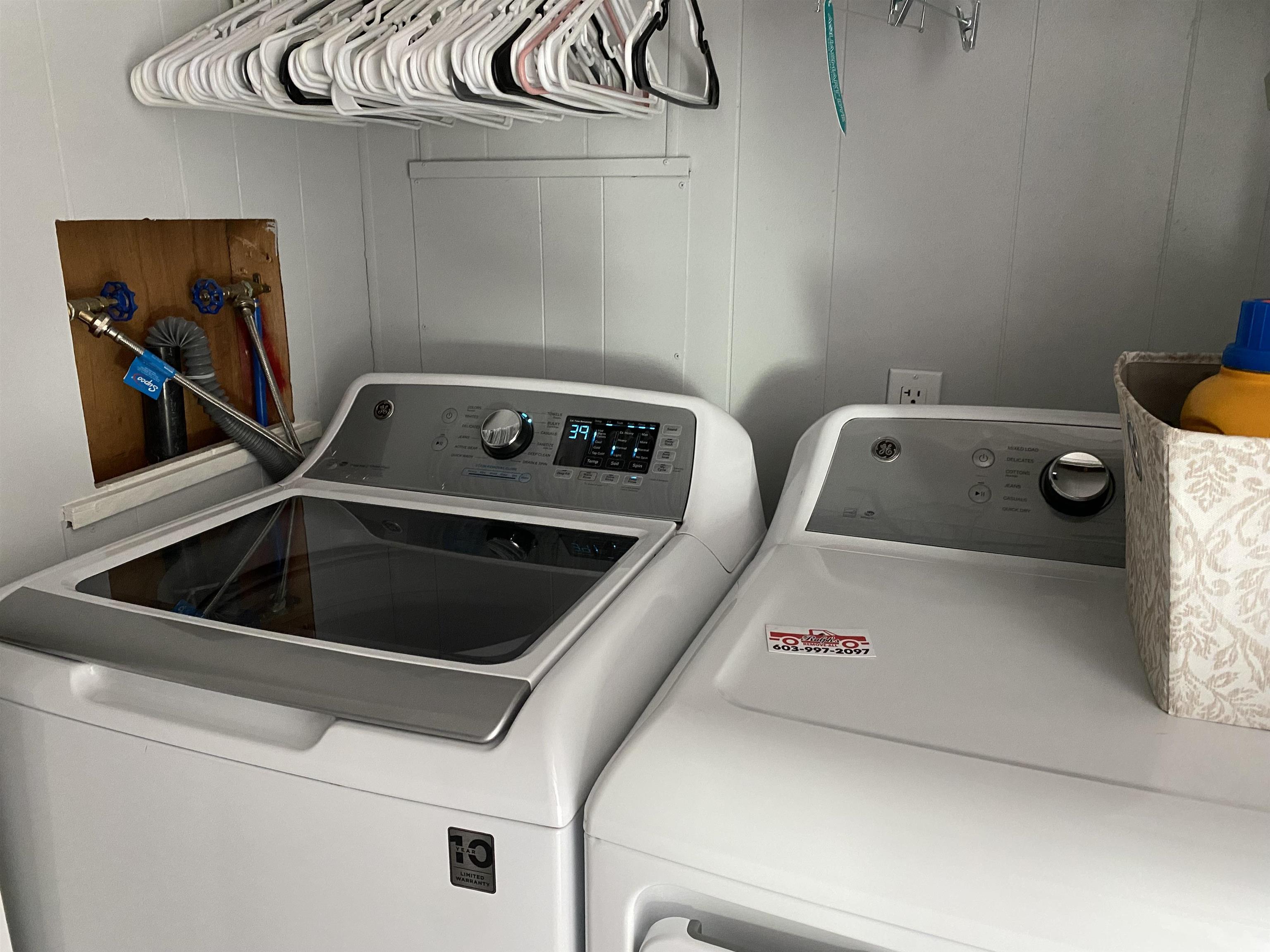 167 Staples Street Seabrook, NH 03874 - Photo 15 of 31