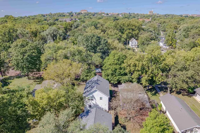 $535,000 | 1320 Pennsylvania Street, Unit APARTMENT ABOVE GARAGE, Lawrence, KS 66044