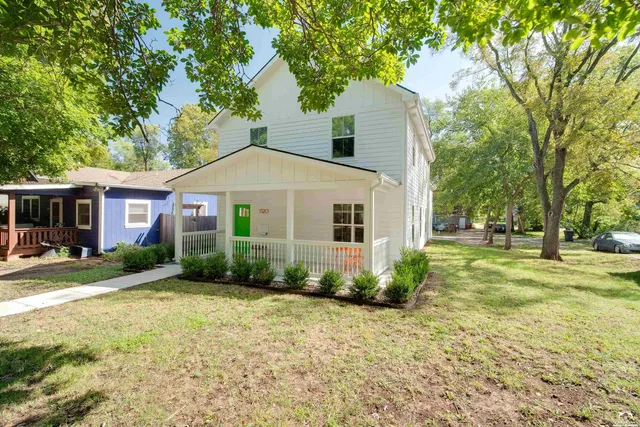 $535,000 | 1320 Pennsylvania Street, Unit APARTMENT ABOVE GARAGE, Lawrence, KS 66044