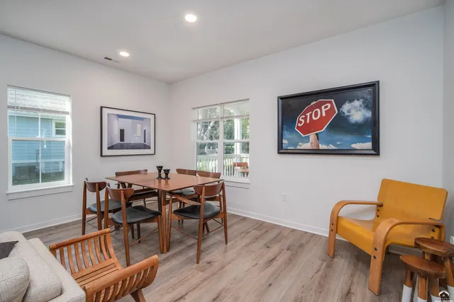 $535,000 | 1320 Pennsylvania Street, Unit APARTMENT ABOVE GARAGE, Lawrence, KS 66044