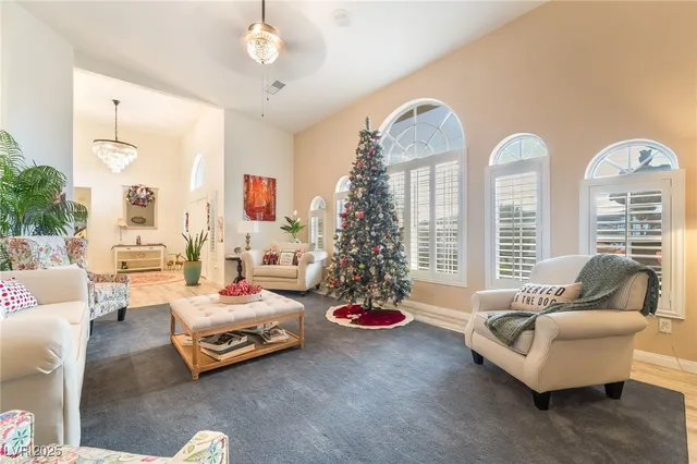 $1,150,000 | 396 East Country Club Drive, Henderson, NV 89015