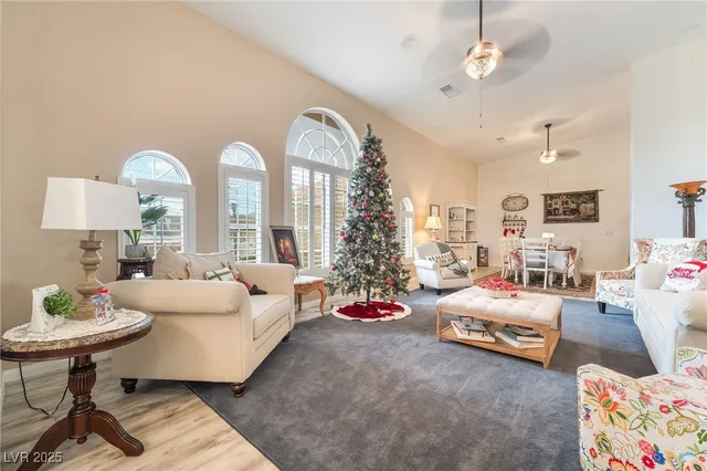 $1,150,000 | 396 East Country Club Drive, Henderson, NV 89015