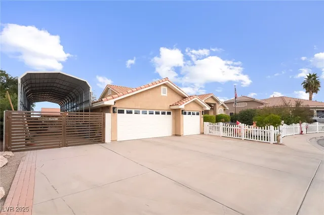 $1,150,000 | 396 East Country Club Drive, Henderson, NV 89015