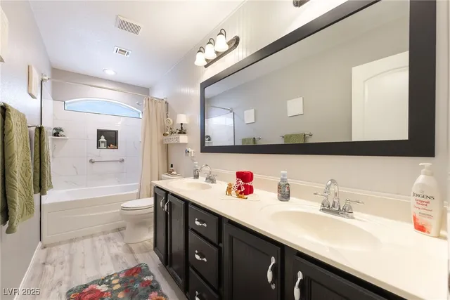 $1,150,000 | 396 East Country Club Drive, Henderson, NV 89015