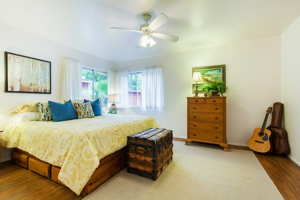 1900 Winrow Road El Cajon, CA 92021 - Photo 6 of 25 One of two master suites.