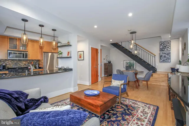 $3,850 | 2914 11th Street Northwest, Unit 202, Washington, DC 20001