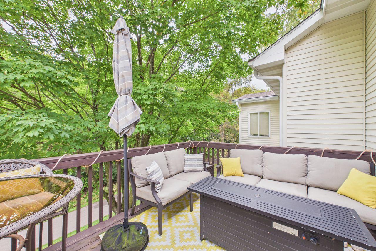 7974 Autumn Ridge Way Chanhassen, MN 55317 - Photo 32 of 41 Gallery Image 32