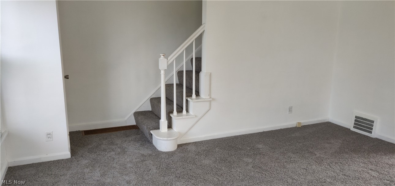 4566-4568 Roadoan Road Brooklyn, OH 44144 - Photo 2 of 11