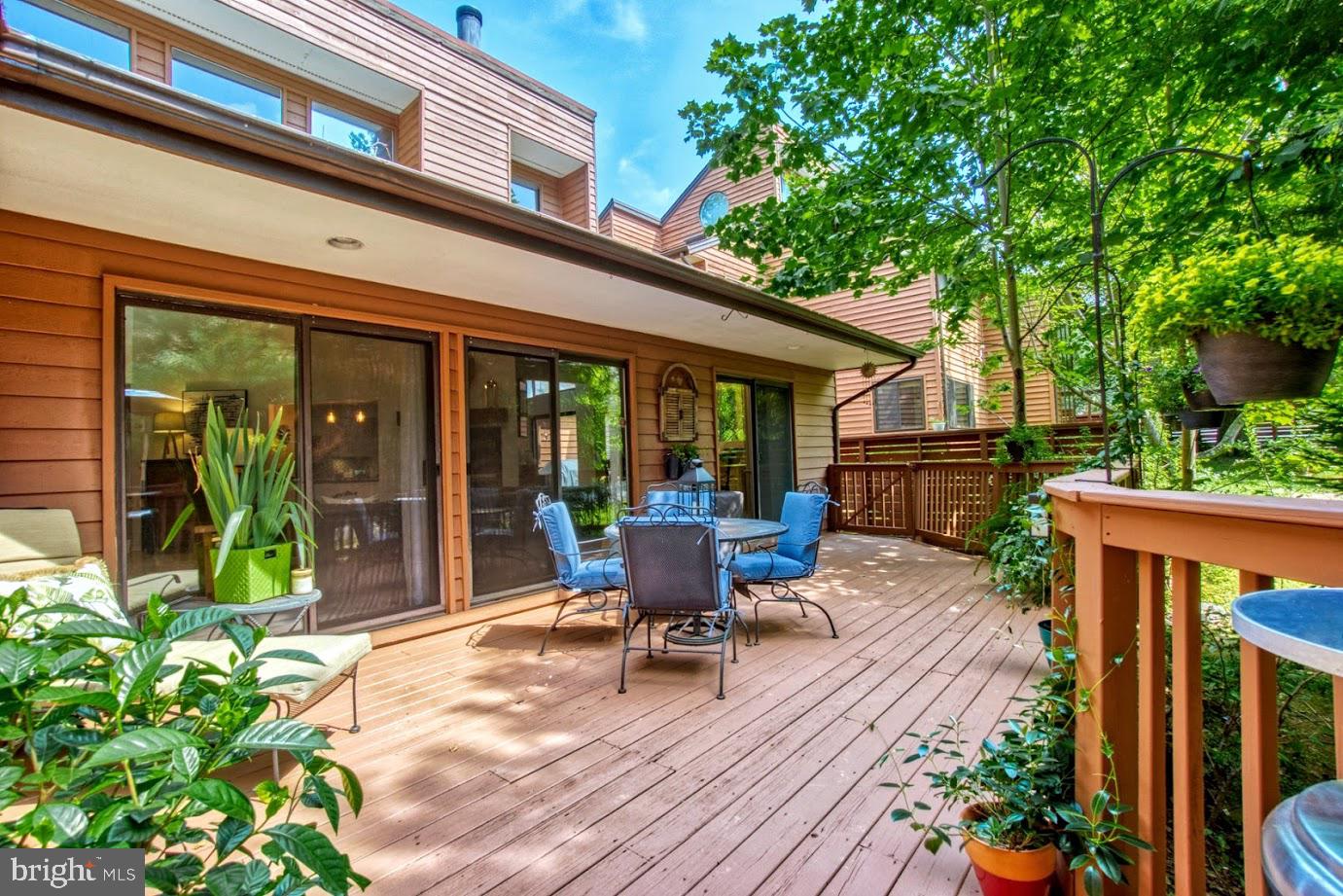 2122 South Bay Lane Reston, VA 20191 - Photo 31 of 41 Outdoor entertaining space is gorgeous!