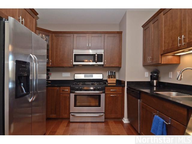 462 Ford Road, Unit 104 St. Louis Park, MN 55426 - Photo 5 of 10