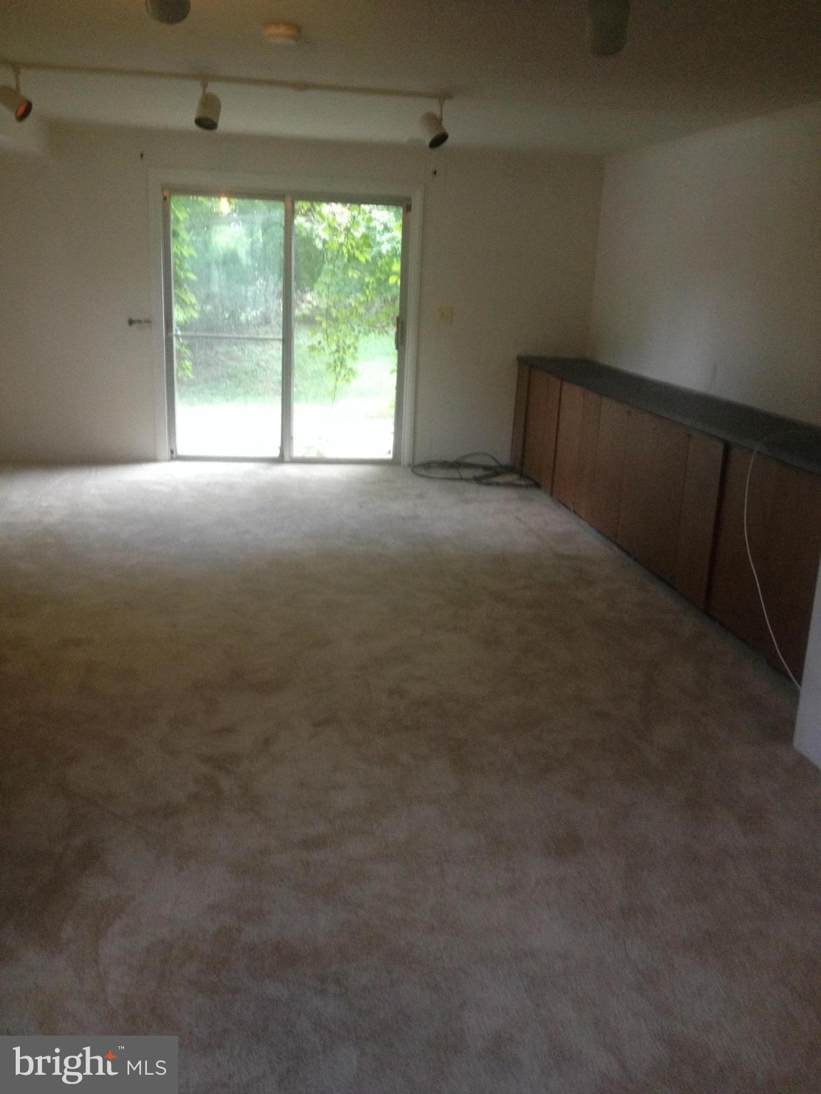 4600 Hawksbury Road Pikesville, MD 21208 - Photo 13 of 17 a view of room and window