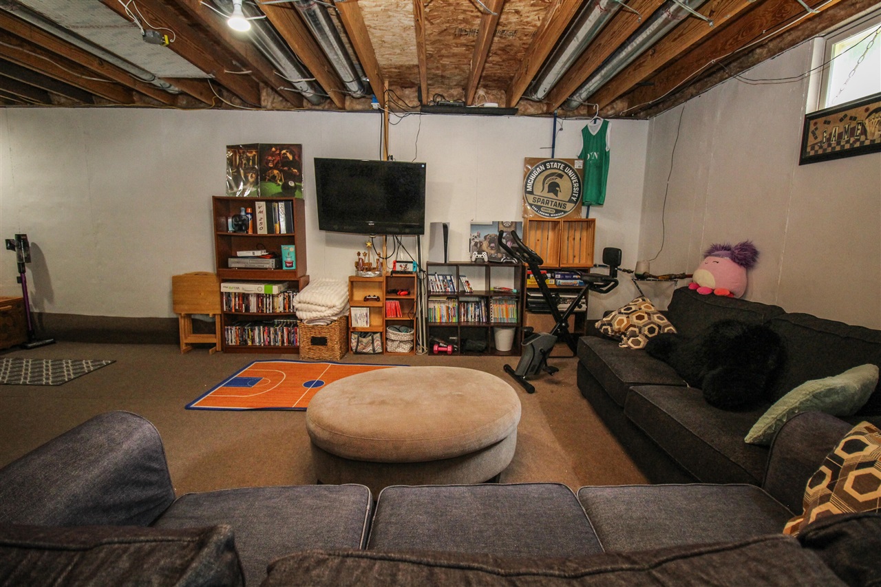 56056 Truman Drive Three Rivers, MI 49093 - Photo 49 of 63 Gallery Image 49
