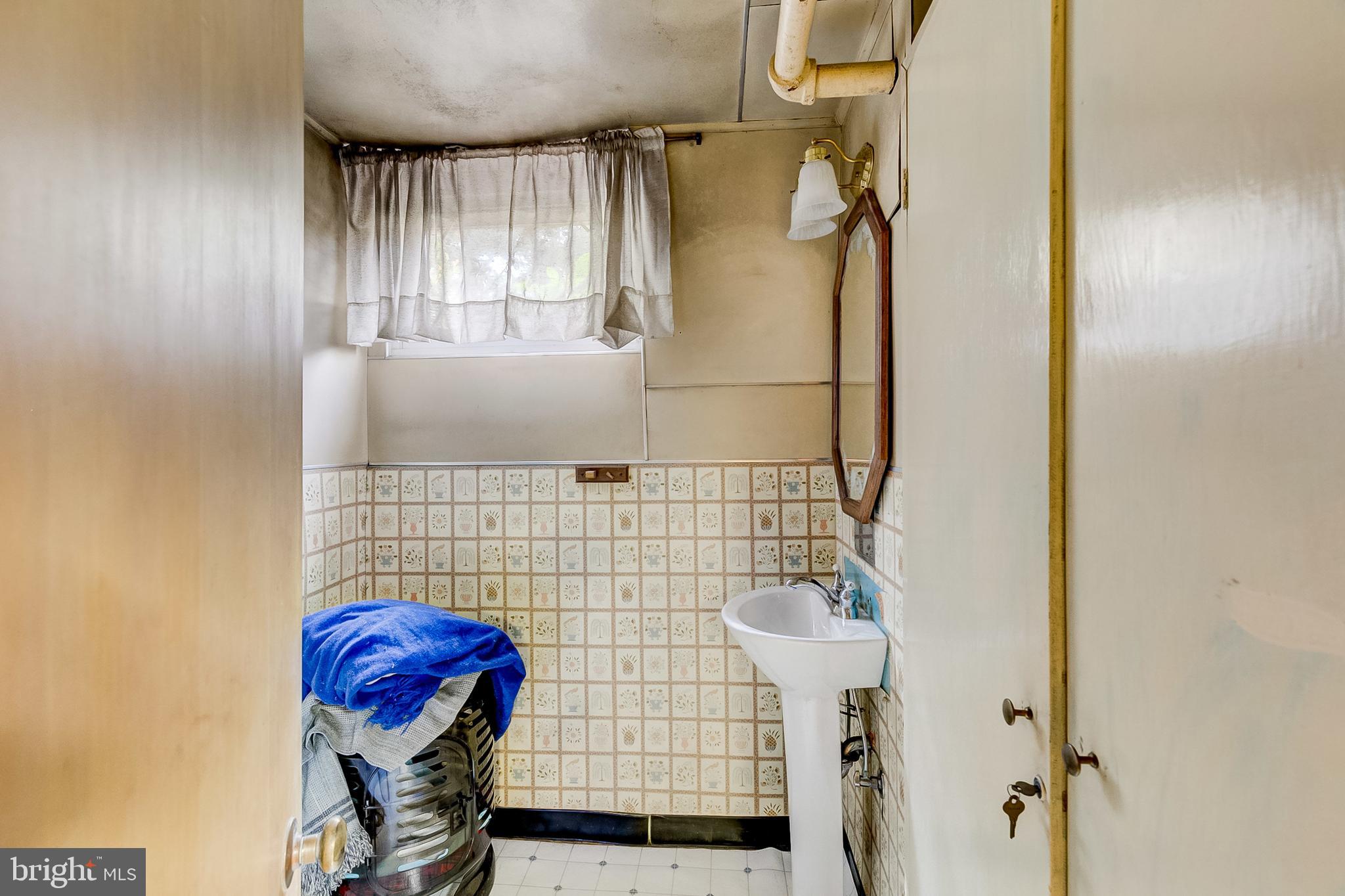 2234 Crest Road Baltimore, MD 21209 - Photo 59 of 59 Gallery Image 59