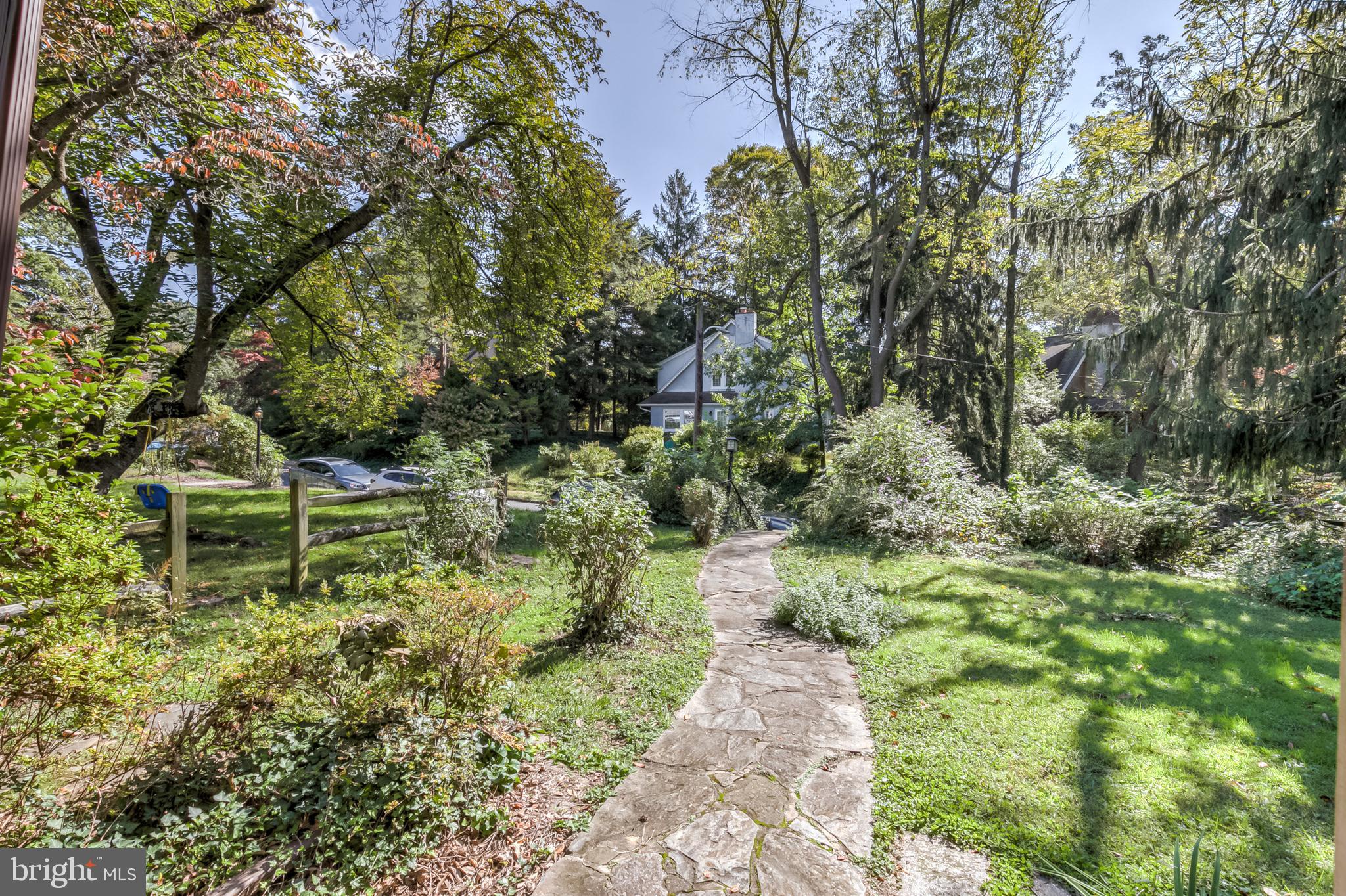 2234 Crest Road Baltimore, MD 21209 - Photo 7 of 59 Yard