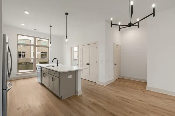 $3,100 | 7341 Charlotte Pike, Unit 114, Nashville, TN 37209