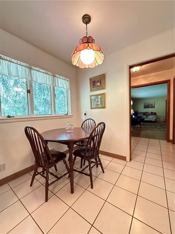 397 Hadley Road Greenville, PA 16125 - Photo 14 of 37 eat in area