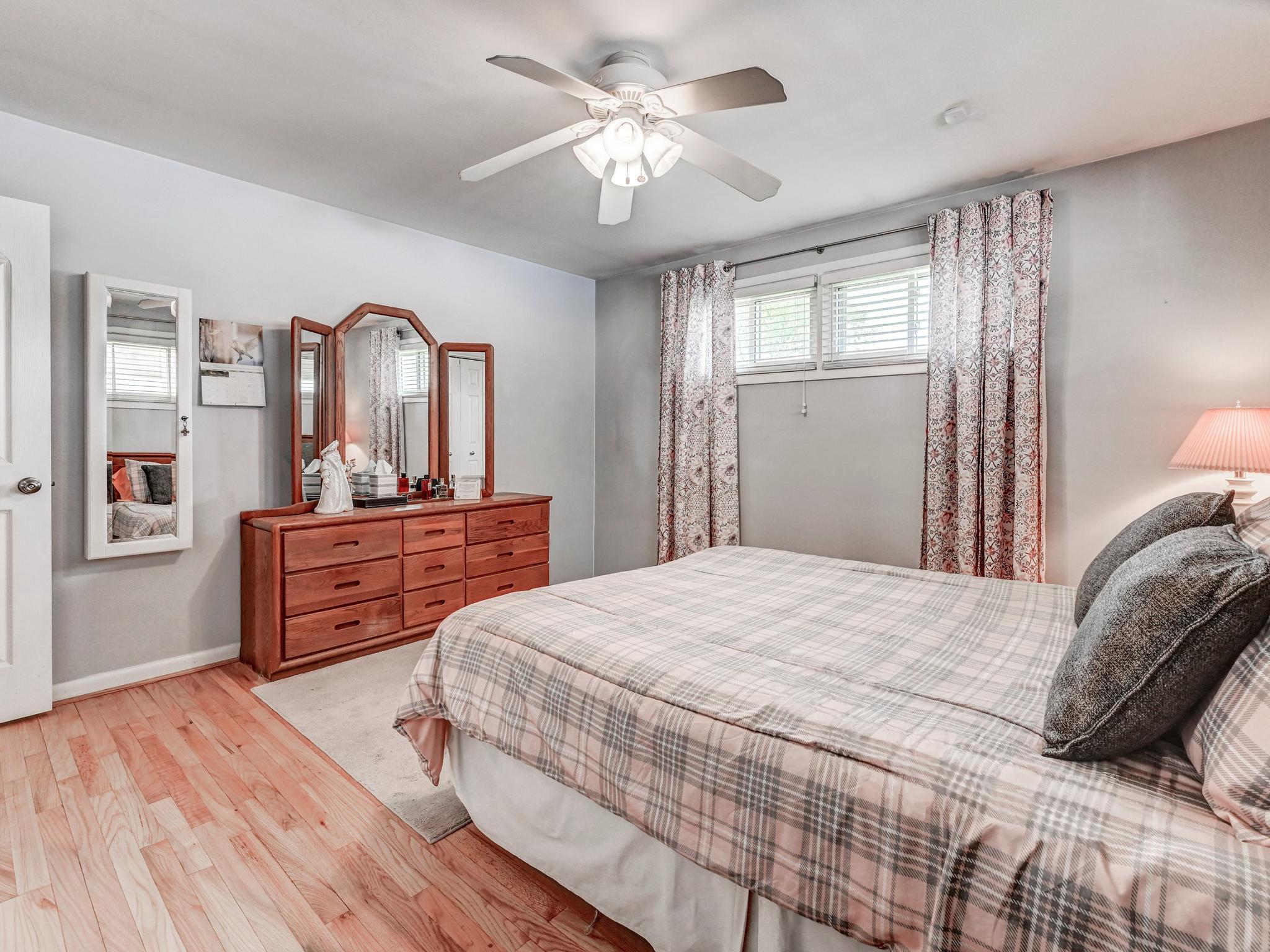 8416 Avery Road Rosedale, MD 21237 - Photo 17 of 35 Main Level Bedroom #1