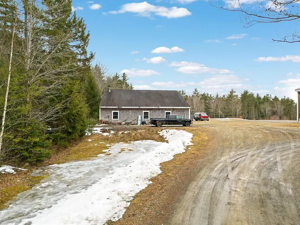 $600,000 | 55 Town Farm Lane, Whitefield, ME 04353