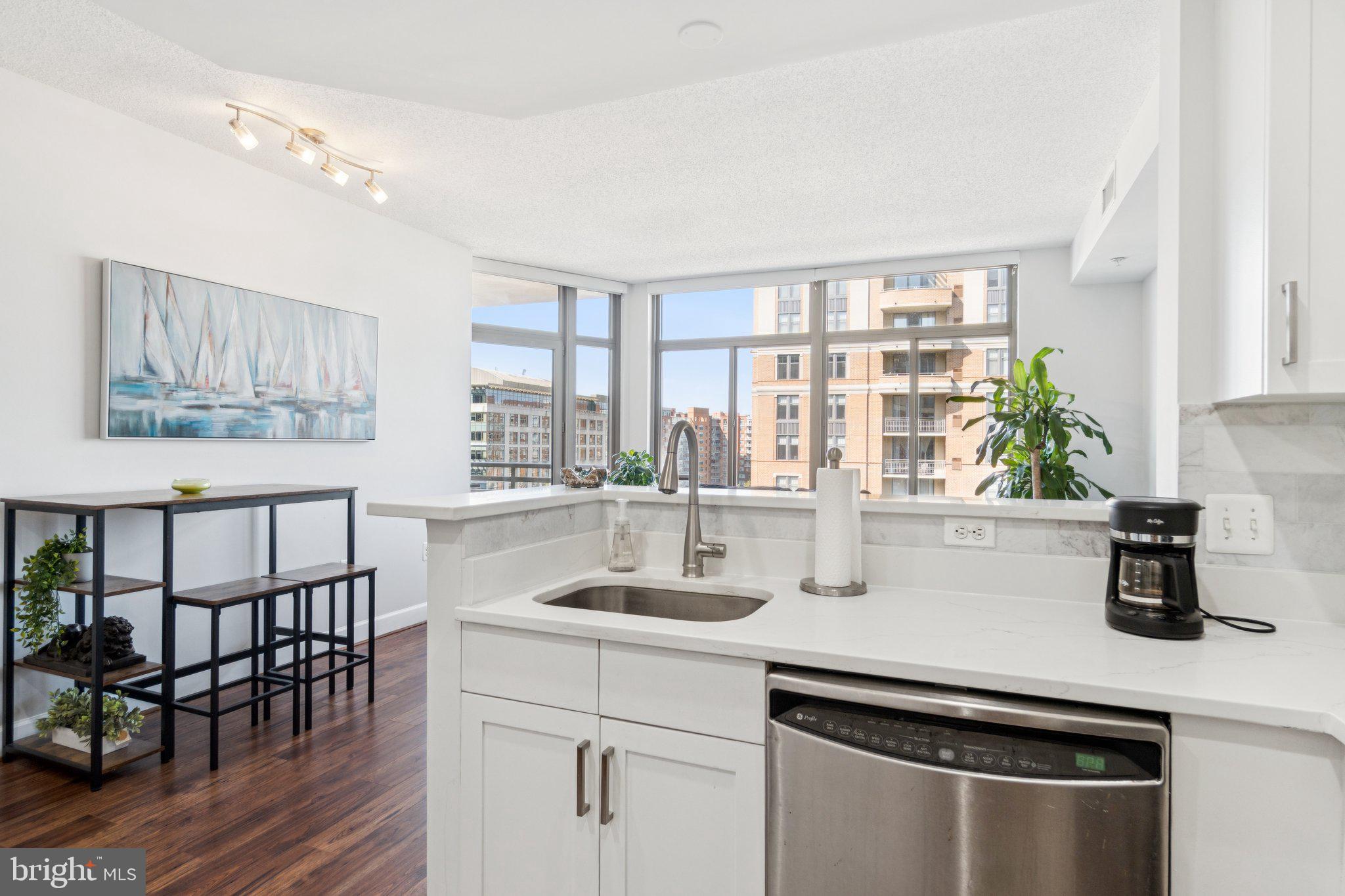 3650 South Glebe Road, Unit 846 Arlington, VA 22202 - Photo 6 of 43