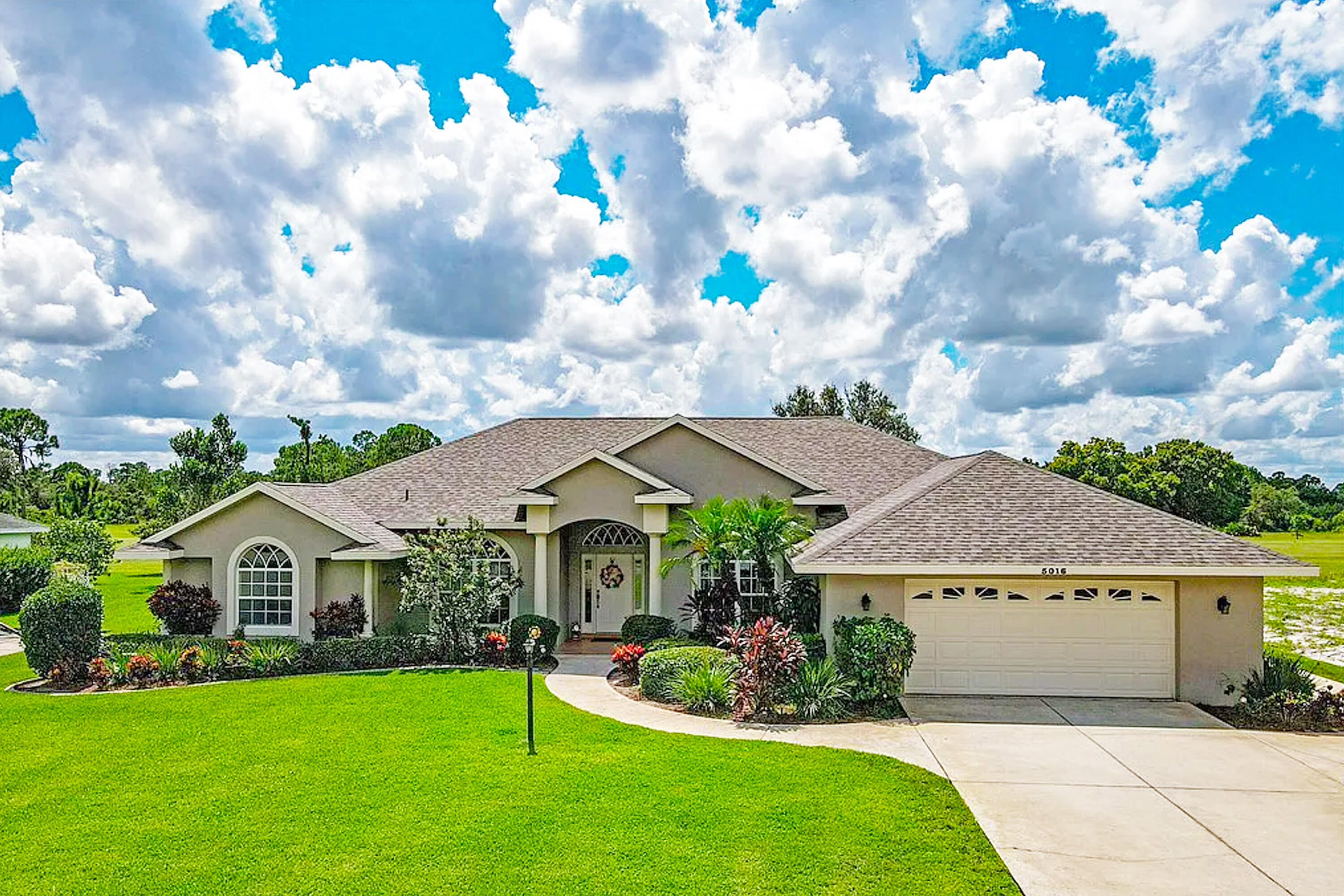 5016 Myrtle Beach Drive Sebring, FL 33872 - Photo 3 of 39 1