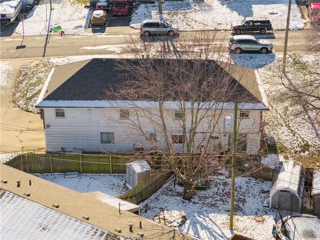 $345,000 | 13598 East 39th & 13600 Court, Independence, MO 64055