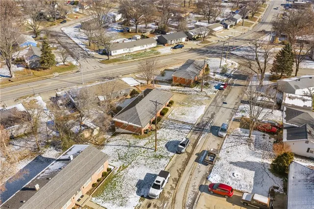 $345,000 | 13598 East 39th & 13600 Court, Independence, MO 64055