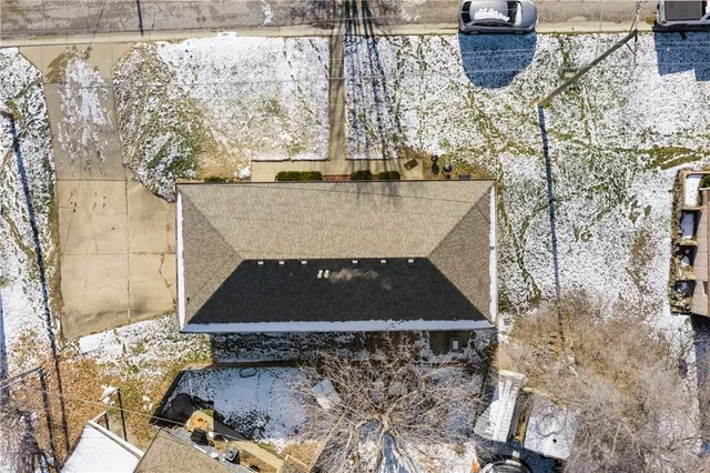 $345,000 | 13598 East 39th & 13600 Court, Independence, MO 64055