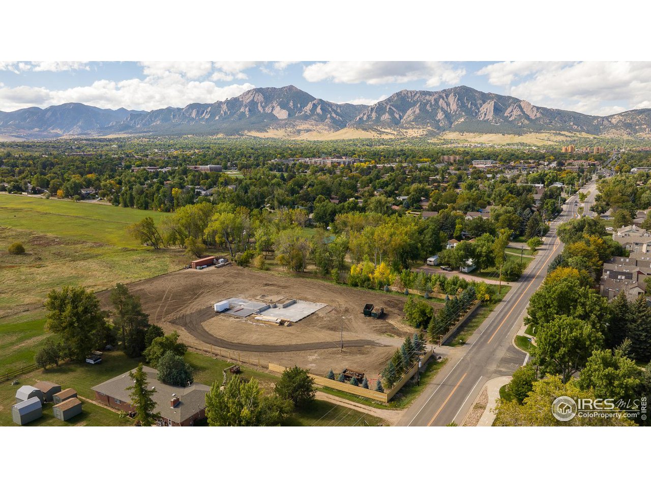 5610 Baseline Road Boulder, CO 80303 - Photo 5 of 24 Privacy and views of rural east Boulder with easy access to city life, shopping and downtown.