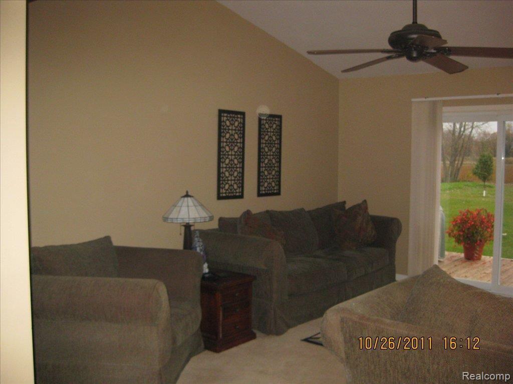 12824 Sweitzer Road Carleton, MI 48117 - Photo 7 of 15 057