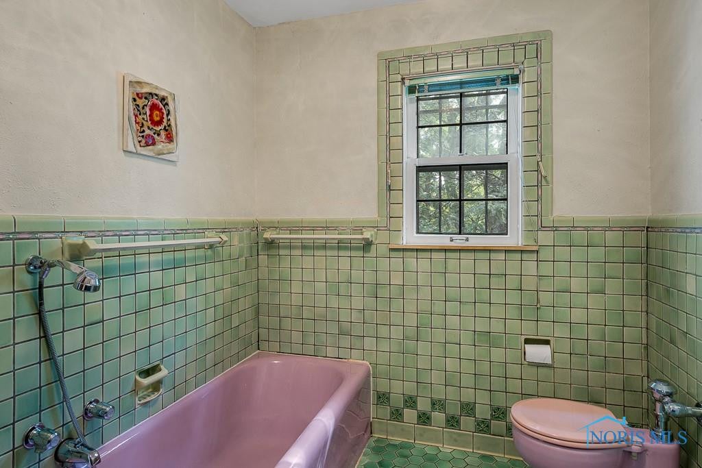 3446 Chestnut Hill Road Toledo, OH 43606 - Photo 28 of 47 Photo 28