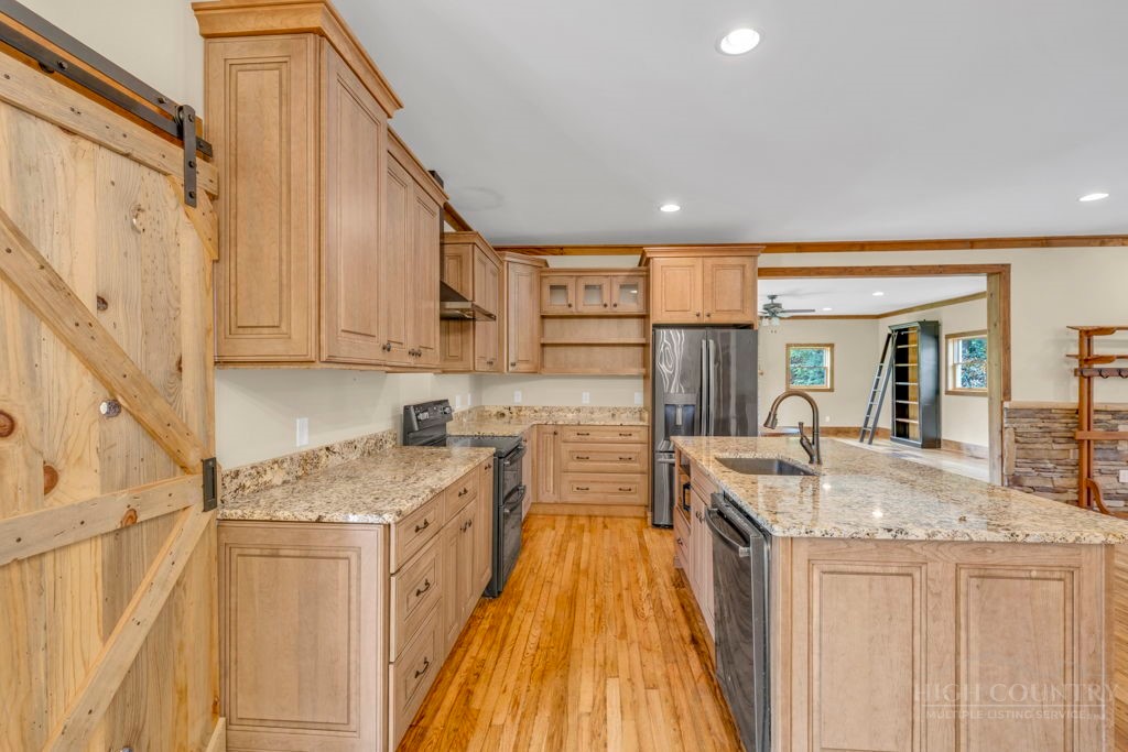 338 Woodbriar Road Sugar Grove, NC 28679 - Photo 29 of 49