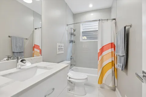 $799,000 | 3517 South Prairie Avenue, Chicago, IL 60653