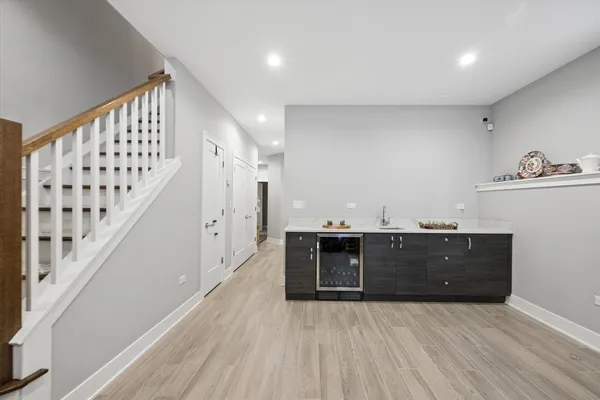 $799,000 | 3517 South Prairie Avenue, Chicago, IL 60653