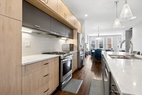 $799,000 | 3517 South Prairie Avenue, Chicago, IL 60653