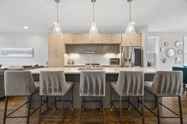 $799,000 | 3517 South Prairie Avenue, Chicago, IL 60653