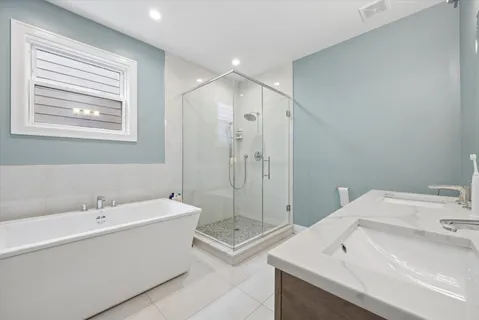 $799,000 | 3517 South Prairie Avenue, Chicago, IL 60653