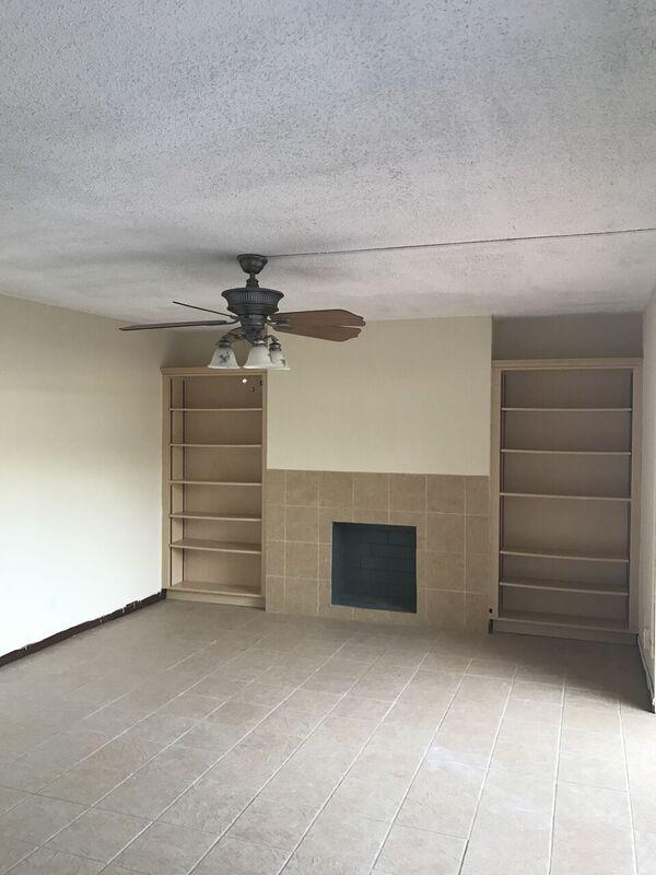 256 Woodland Road Palm Springs, FL 33461 - Photo 2 of 4 woo liv