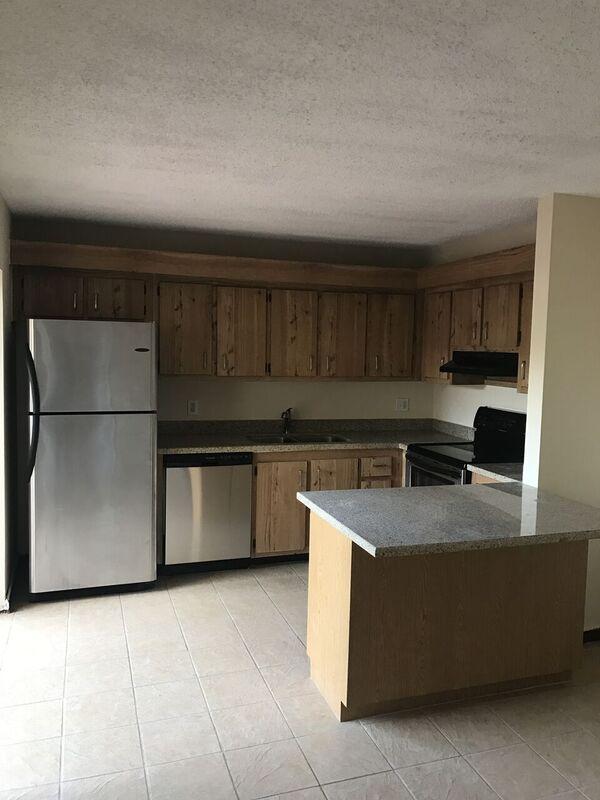 256 Woodland Road Palm Springs, FL 33461 - Photo 3 of 4 wood kitch