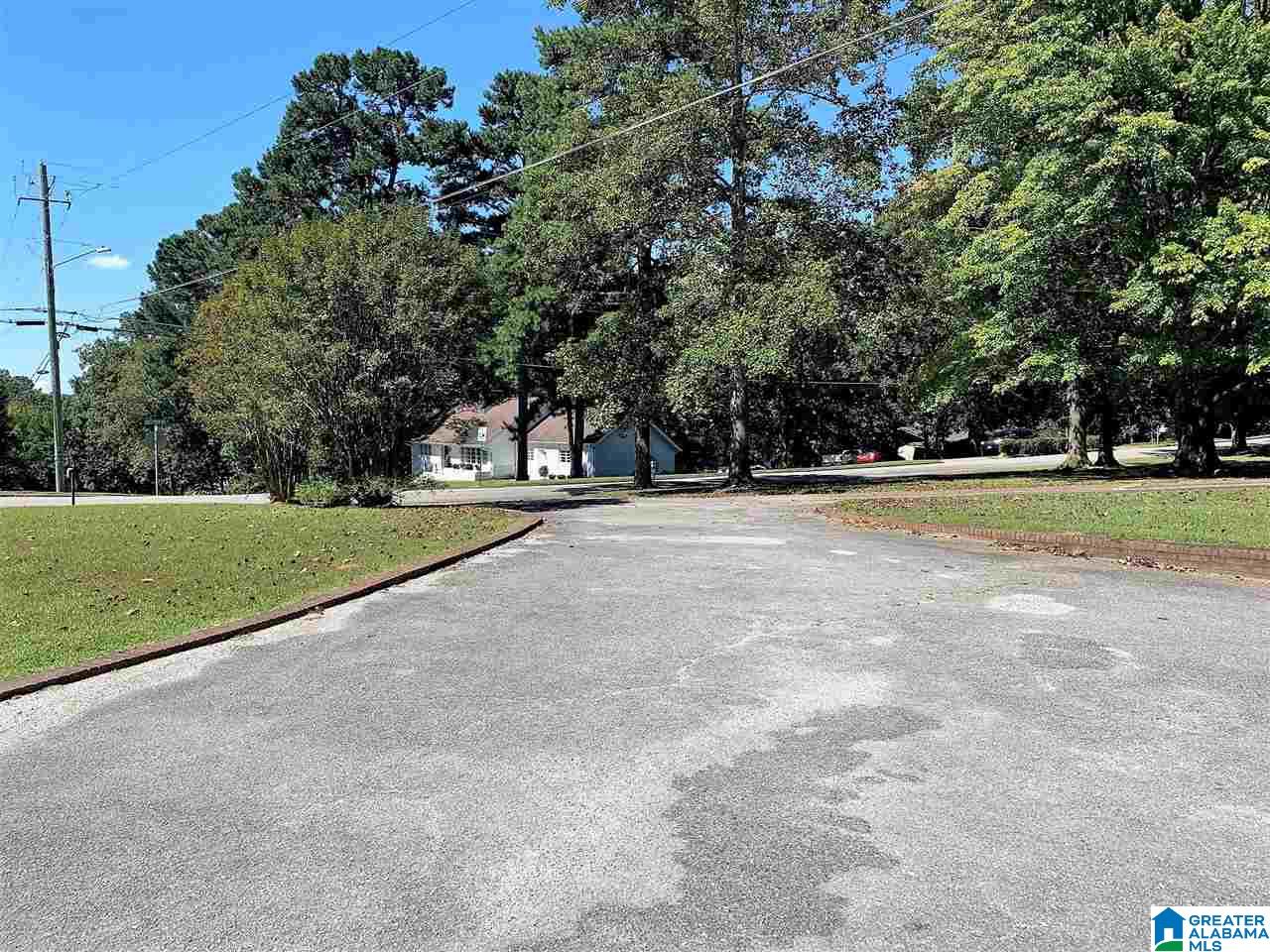 509 Crestview Road Anniston, AL 36207 - Photo 5 of 34