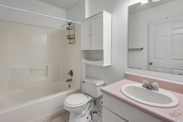 $360,000 | 2095 Jessica Way, Navarre, FL 32566