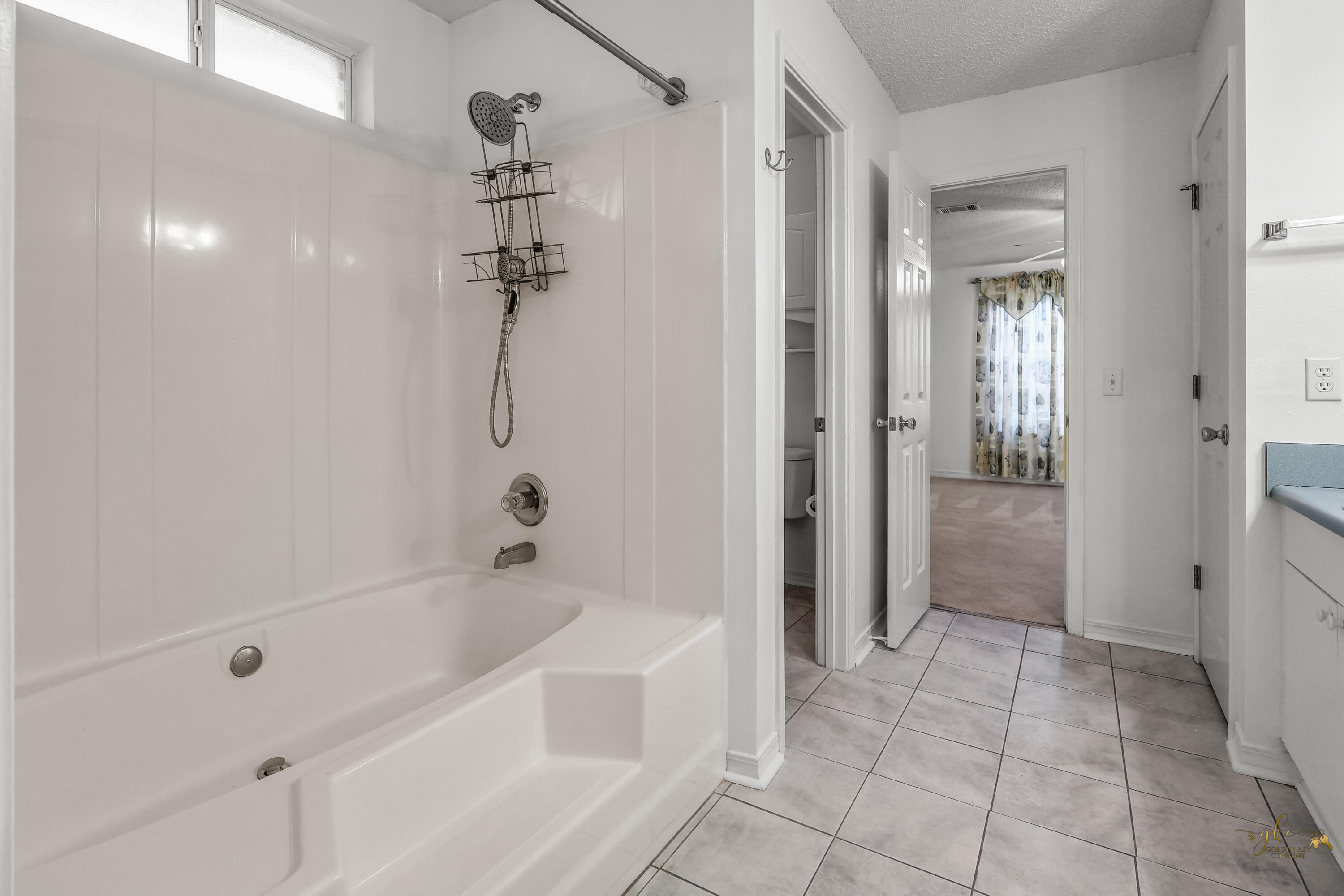 2095 Jessica Way Navarre, FL 32566 - Photo 32 of 52 Primary Bath 2